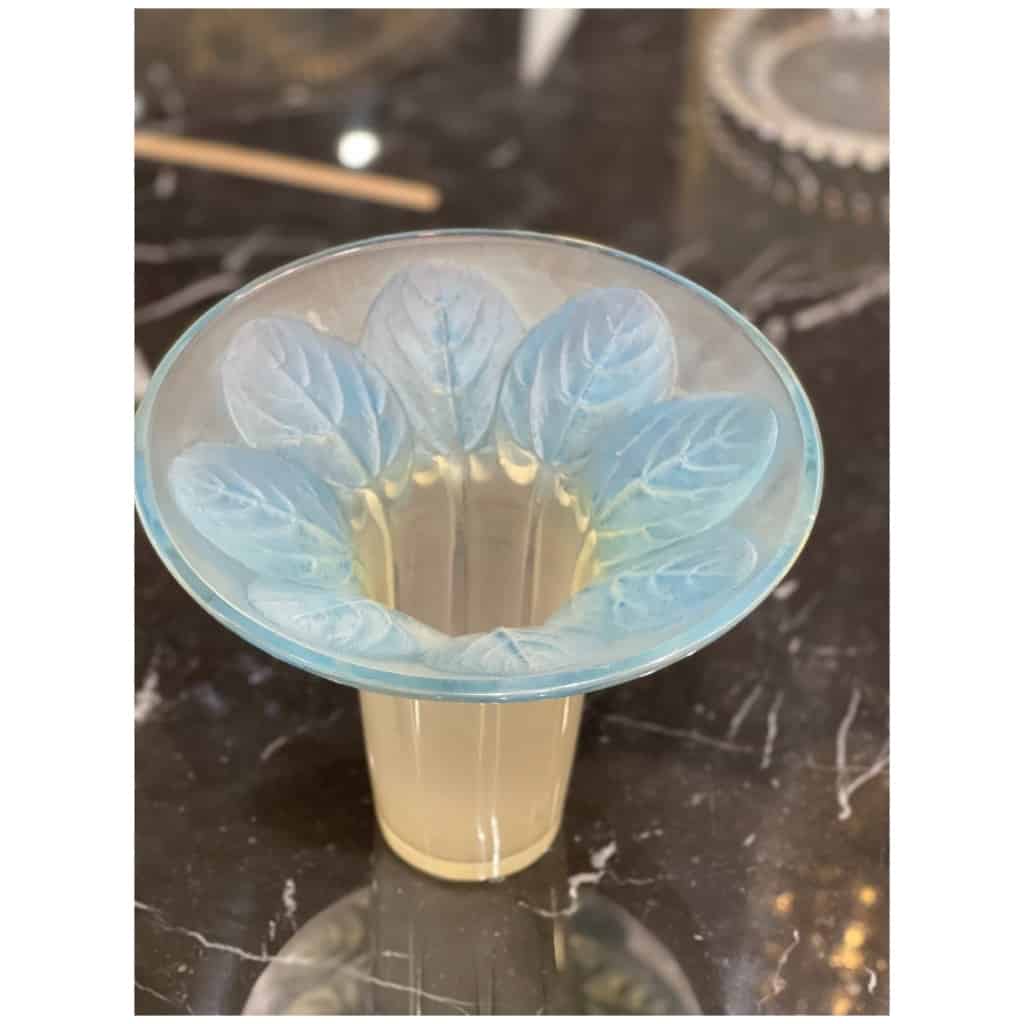 René Lalique : Vase Violettes 4