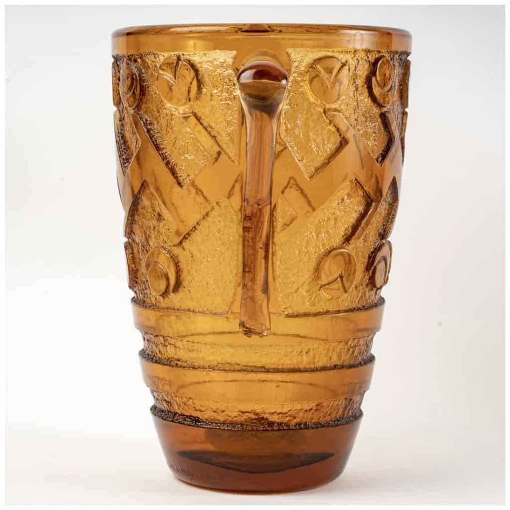 1930 Daum Nancy – Vase Art Déco Géométrique à Anses Verre Orange Ambré Dégagé à l’Acide 6