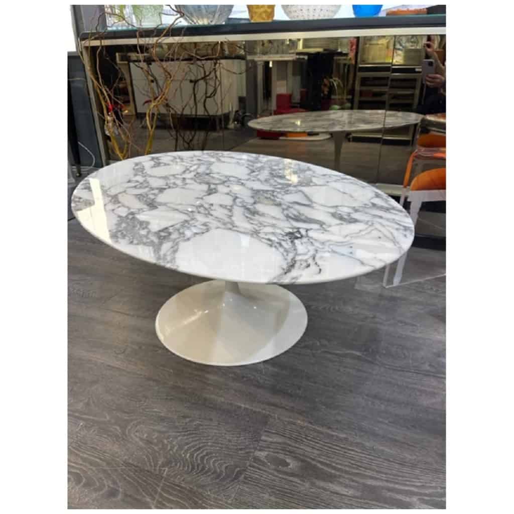 Eero Saarinen & Knoll International – table basse ovale « tulipe » en marbre 7