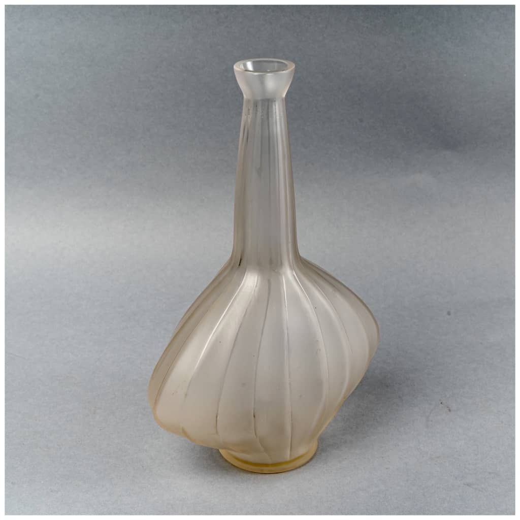 1919 René Lalique – Carafe A Côtes Plates Verre Blanc 4