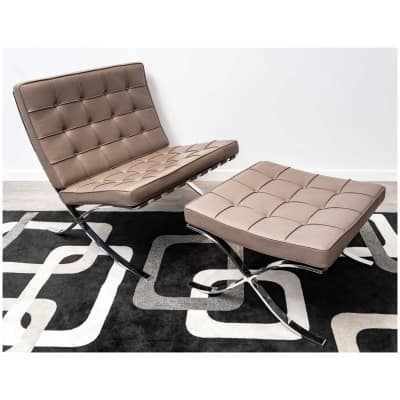 Ludwig Mies Van Der Rohe – Knoll International – Chauffeuse Et Ottoman Barcelona Cuir Taupe