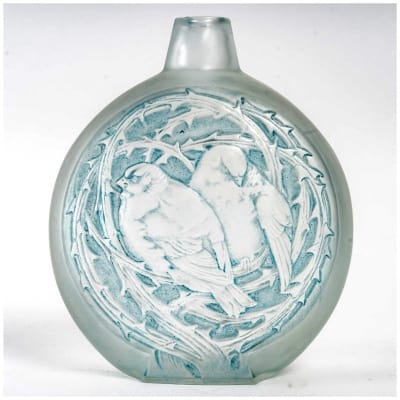 1920 René Lalique – Vase Deux Moineaux Dormant Verre Blanc Patiné Bleu
