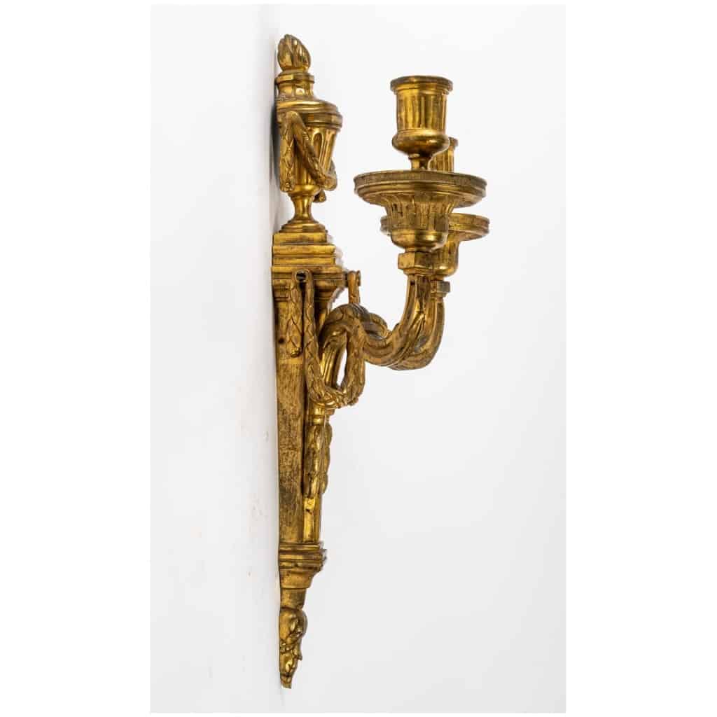 Pair of Louis period sconces XVI (1774 – 1793). 8