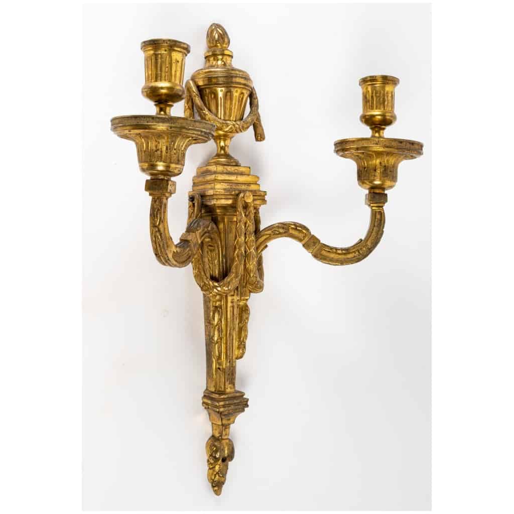 Pair of Louis period sconces XVI (1774 – 1793). 9