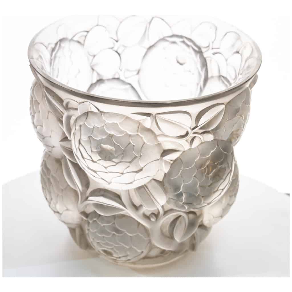 René LALIQUE (1860-1945): Vase “Oran” also known as “Gros Dalhias” 6