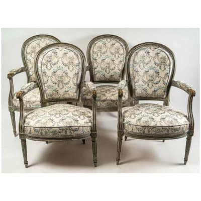 Nicolas-Louis Mariette Maître en 1770 – Série de quatre fauteuils à dossiers en fer à cheval d’époque Louis XVI