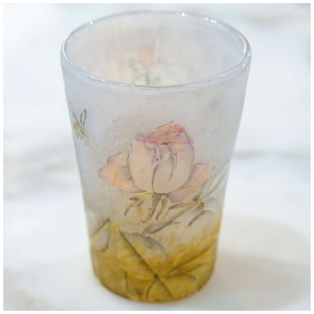 Daum vase émaillé rose et abeille 5
