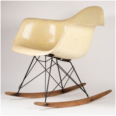 Charles (1907-1978) et Ray (1912-1988) Eames, fauteuil à bascule RAR, 1950