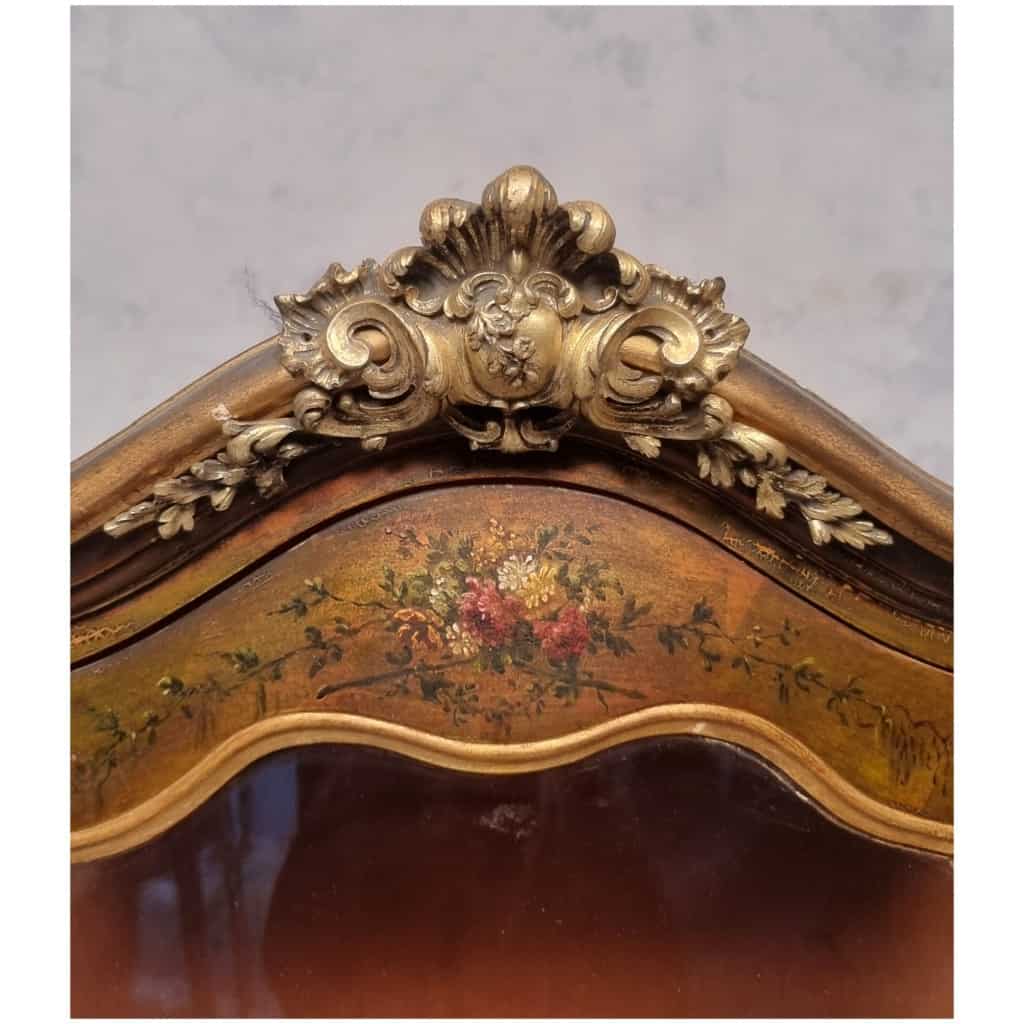 Domed Louis XV style showcase Napoleon III period – Vernis Martin – 19th 16