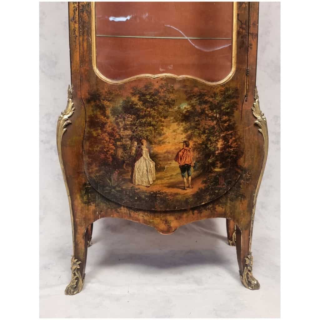 Domed Louis XV style showcase Napoleon III period – Vernis Martin – 19th 9