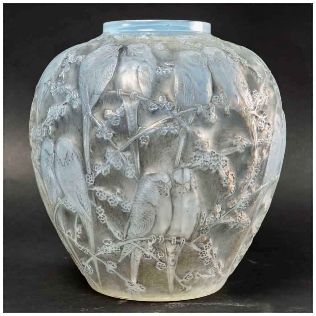 René Lalique : Vase Perruches Opalescent 4