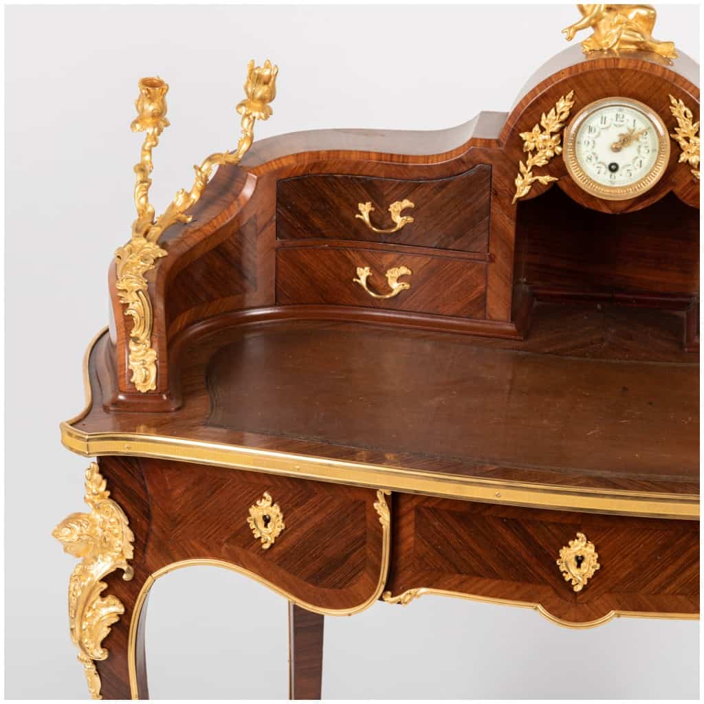 Bureau de Dame à l’horloge en marqueterie de bois précieux et en bronze doré, XIXe 7