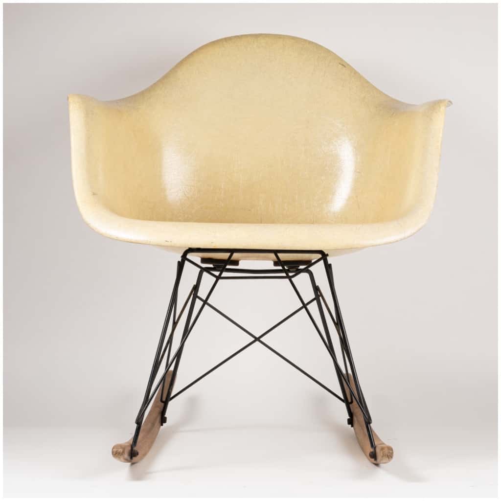 Charles (1907-1978) and Ray (1912-1988) Eames, RAR rocking chair, 1950 7