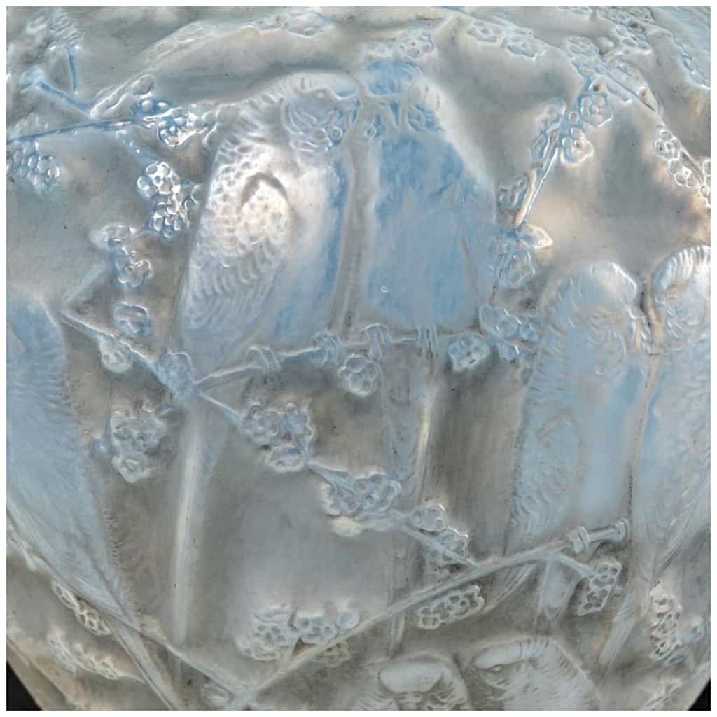 René Lalique : Vase Perruches Opalescent 7