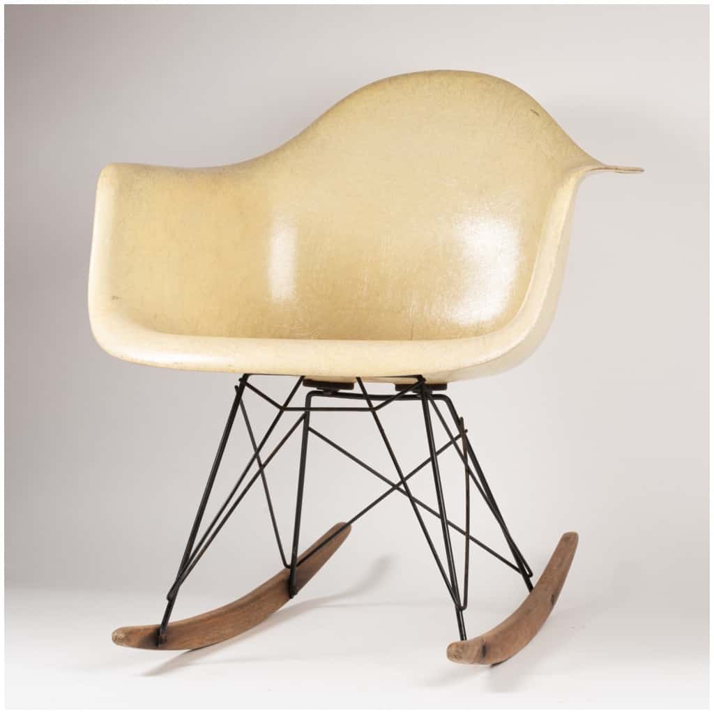 Charles (1907-1978) et Ray (1912-1988) Eames, fauteuil à bascule RAR, 1950 8