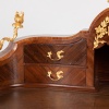 Bureau de Dame à l’horloge en marqueterie de bois précieux et en bronze doré, XIXe 26