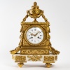 Pendule de style Louis XVI. 11