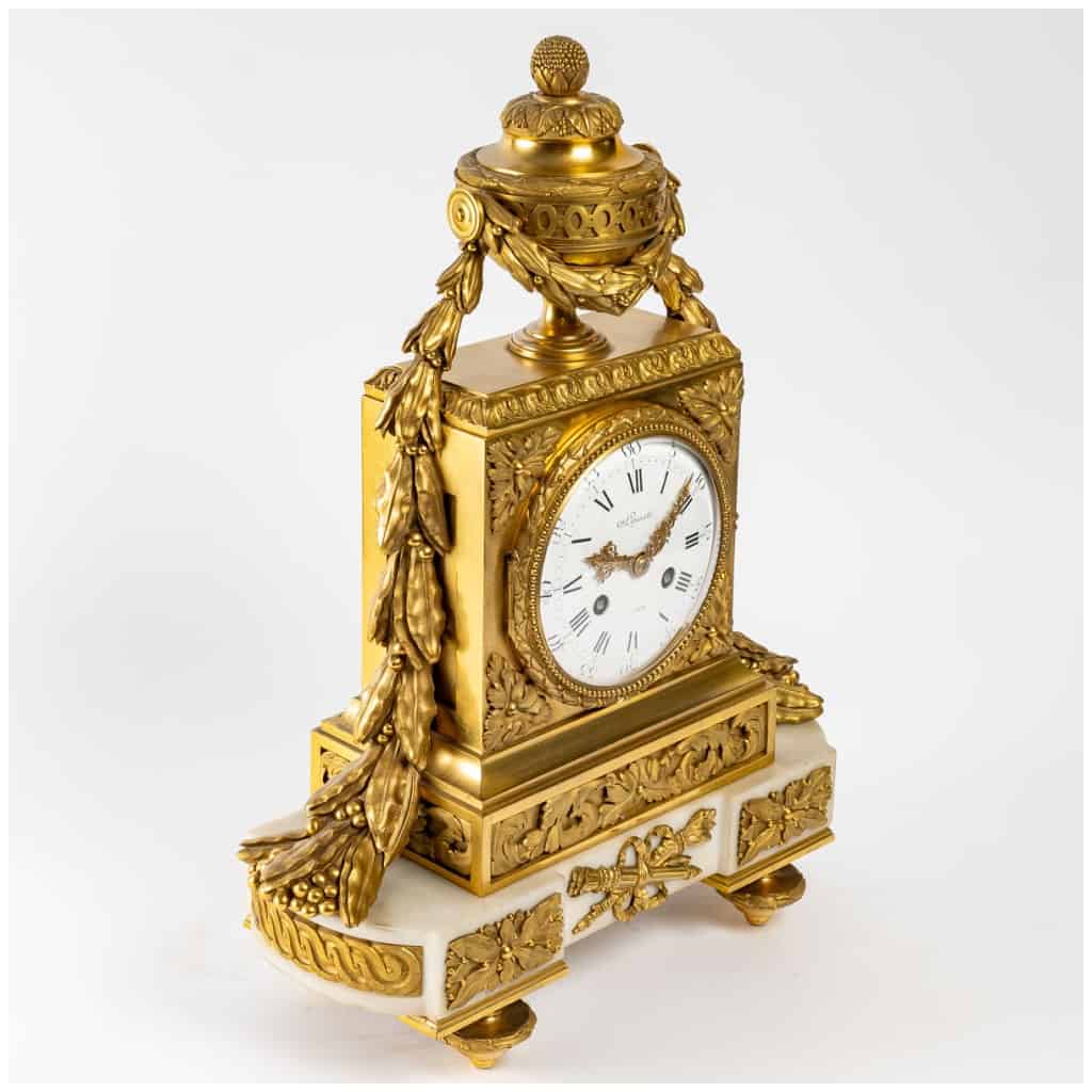 Louis style clock XVI. 6