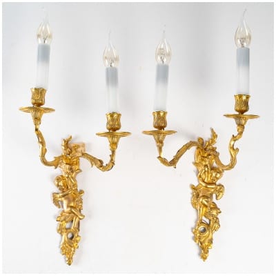 Pair of chiseled and gilded bronze sconces called the Cherubs XVIIIth century