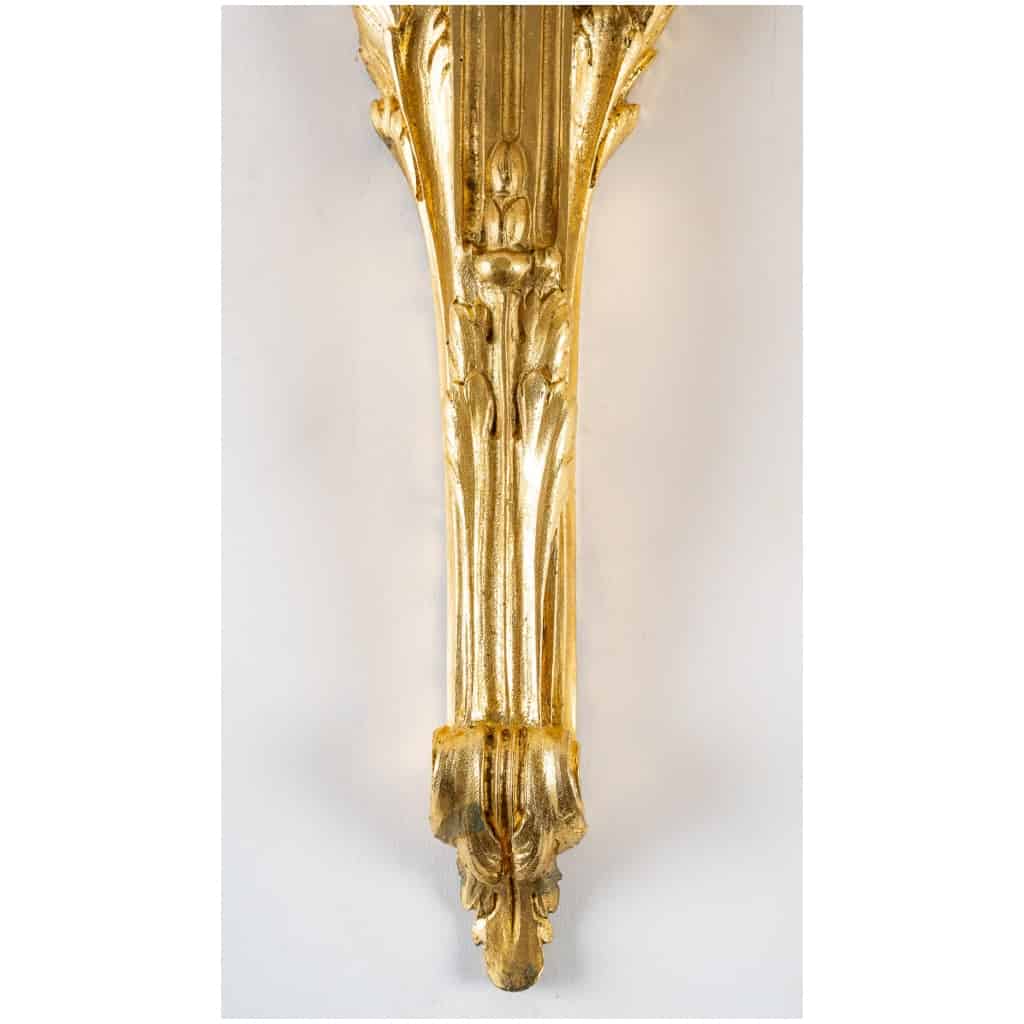 Paire d’appliques dites aux Béliers en bronzez ciselé et doré époque Louis XVI vers 1780 6