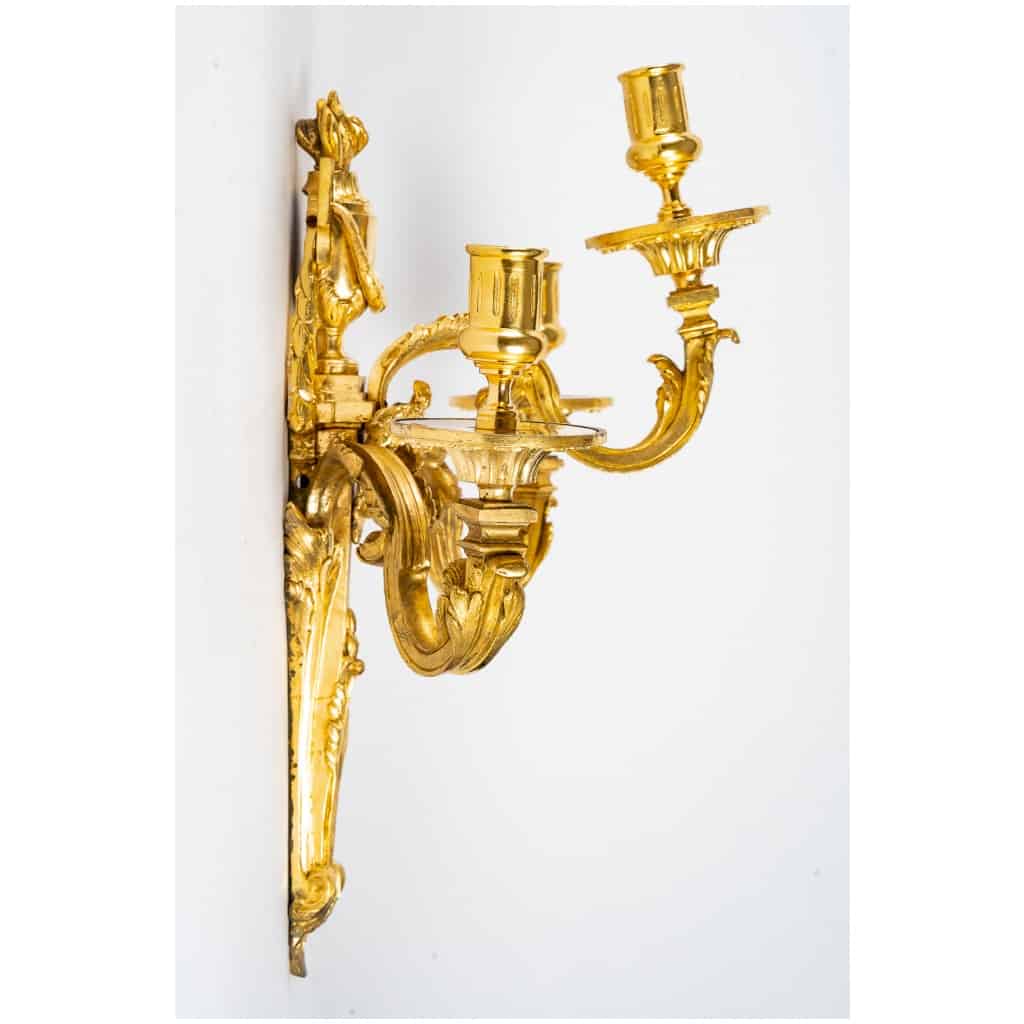Paire d’appliques dites aux Béliers en bronzez ciselé et doré époque Louis XVI vers 1780 9