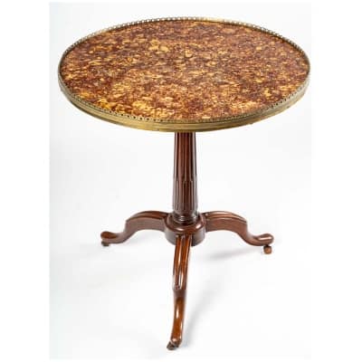 Louis pedestal table XVI. XVIIIth Century.