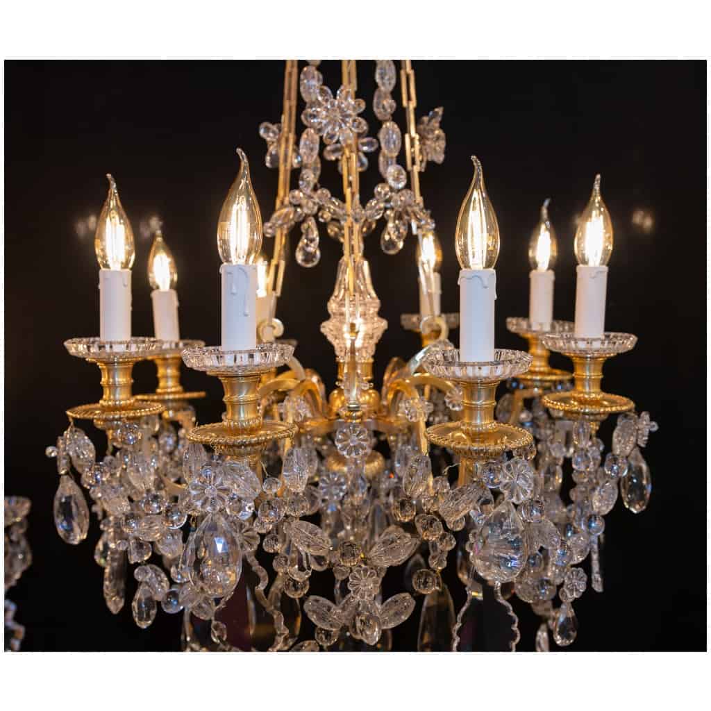 Lustre Marie-Antoinette de style Louis XVI en bronze ciselé et doré à décor de cristal signé Baccarat vers 1890 9