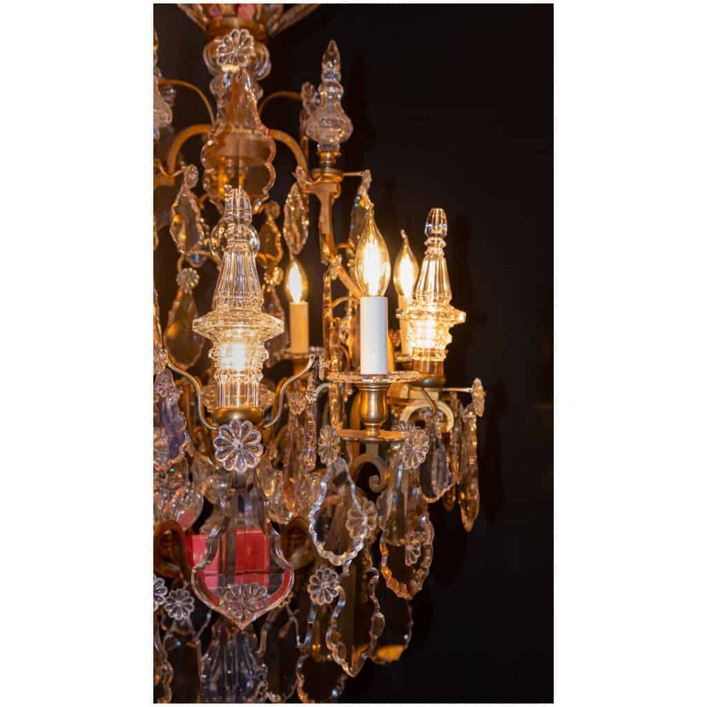 Lustre de style Louis XV en bronze doré et décor de cristal taillé signé par les Cristalleries de Baccarat vers 1880 9