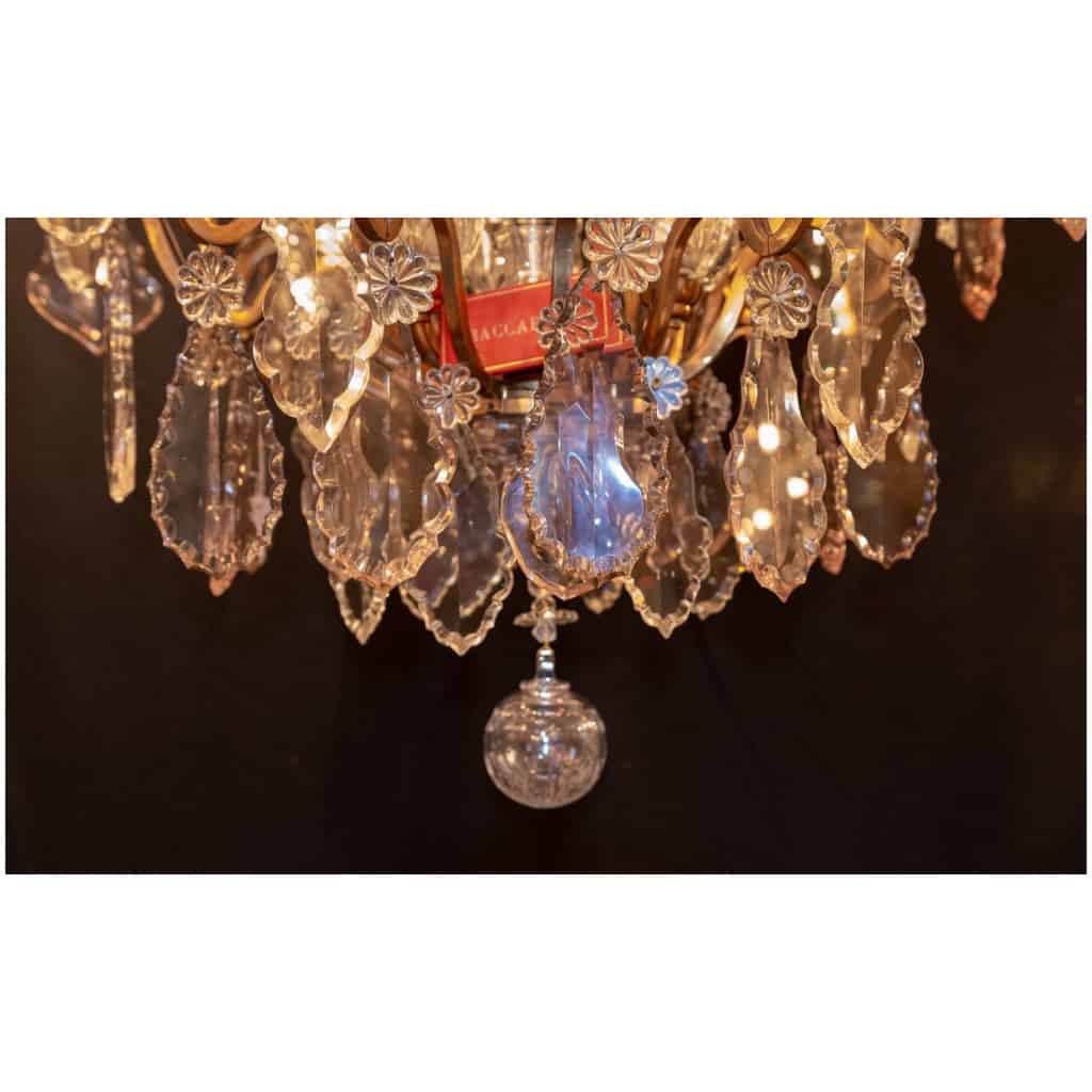 Lustre de style Louis XV en bronze doré et décor de cristal taillé signé par les Cristalleries de Baccarat vers 1880 11
