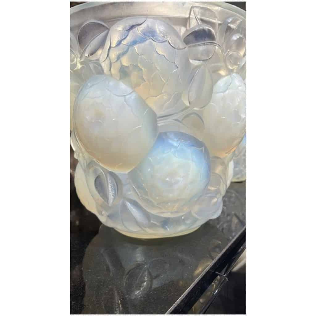 René Lalique (1860-1945) – Vase Opalescent « Oran » 12