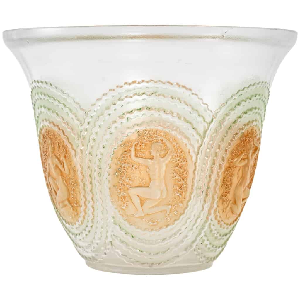 René Lalique : Vase « Dryades » 3