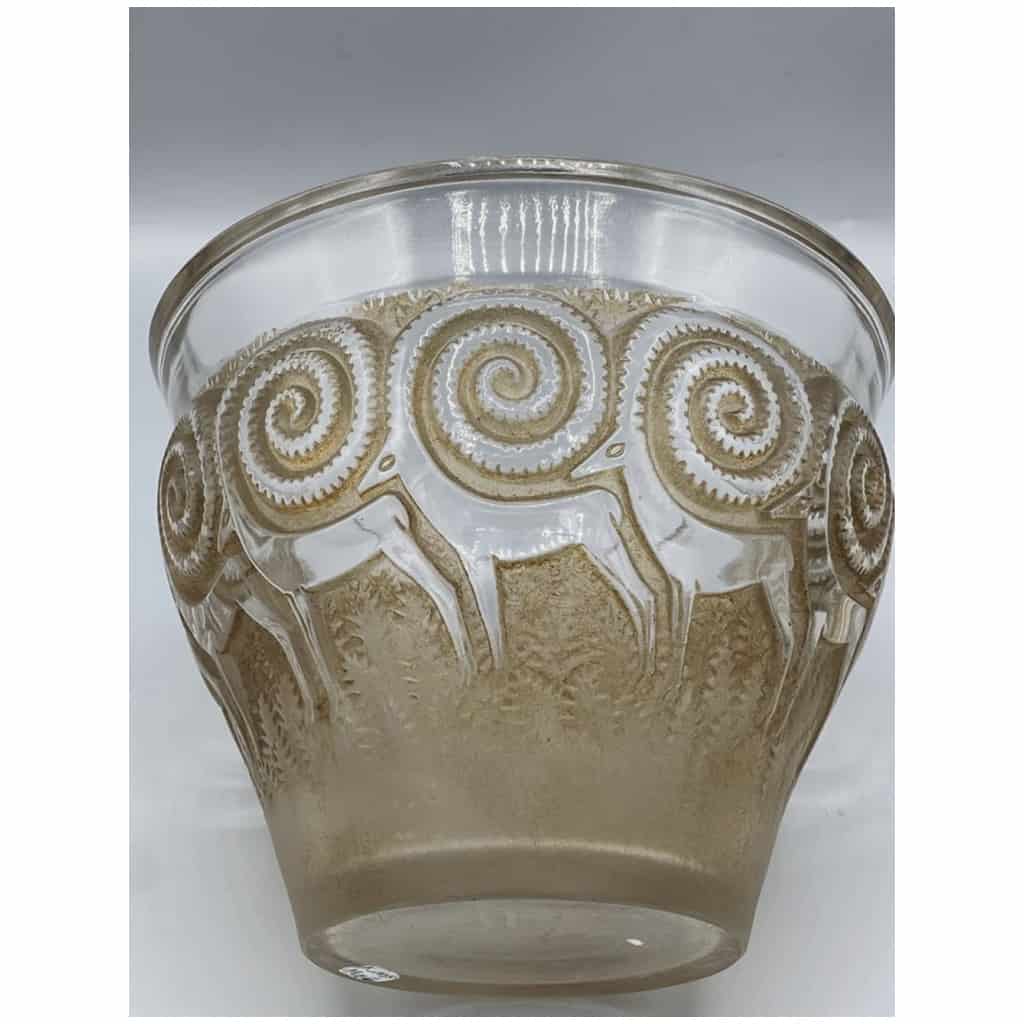 Rene Lalique: Vase Rennes 1933 6