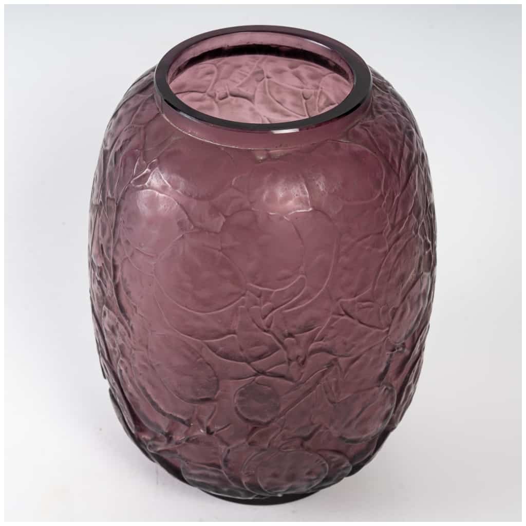 René Lalique : Vase « Monnaie du Pape » teinté Améthyste -1914 6