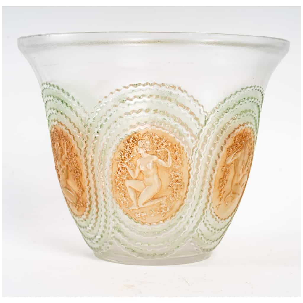 René Lalique : Vase « Dryades » 6