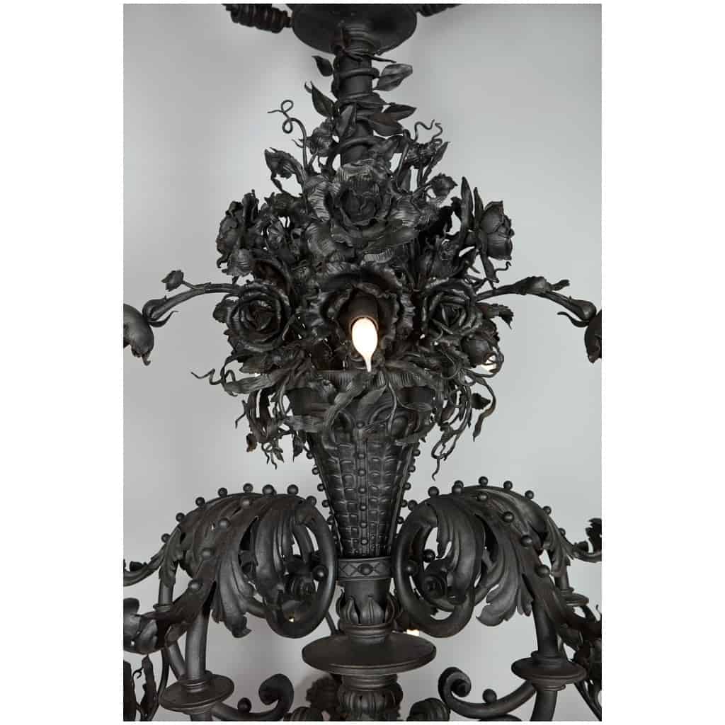 Large wrought iron chandelier from the end of the 19th or beginning of the 20th century. SOLD. 5