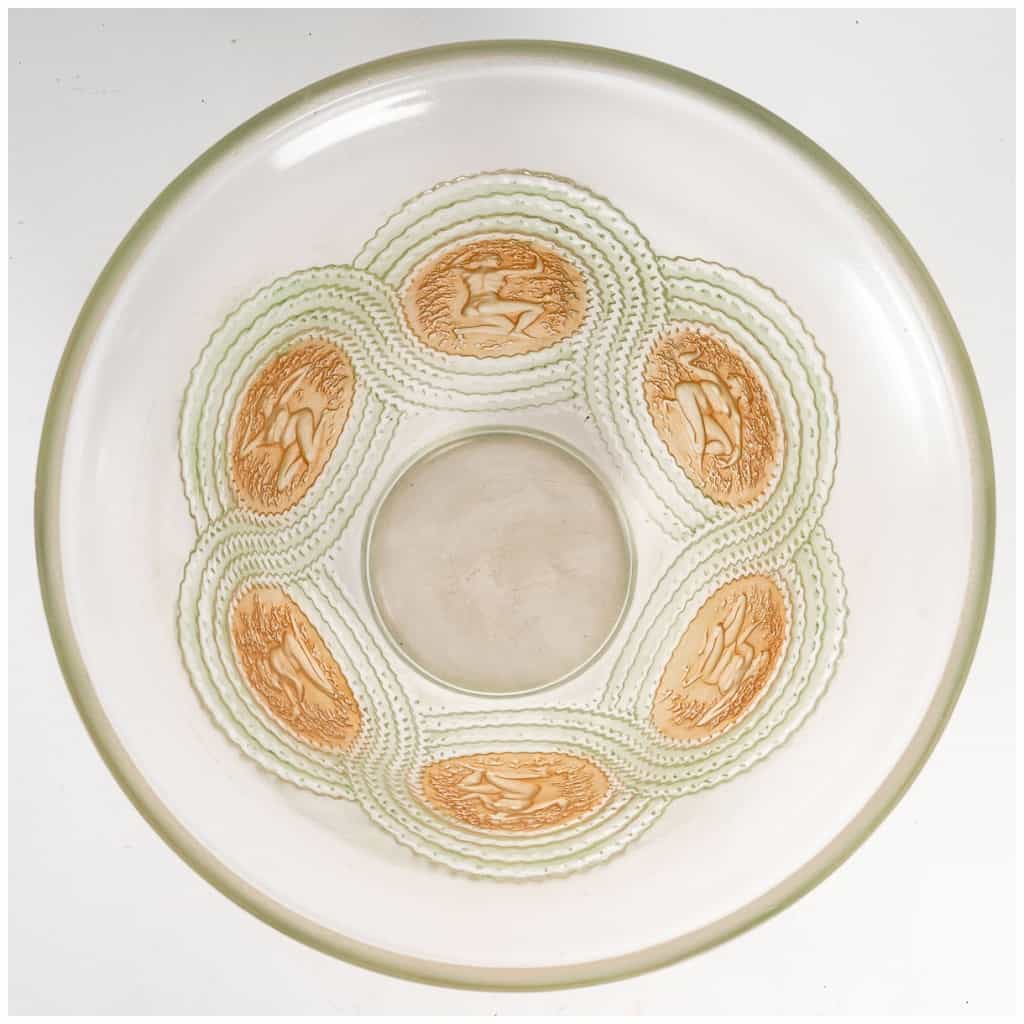 René Lalique : Vase « Dryades » 7