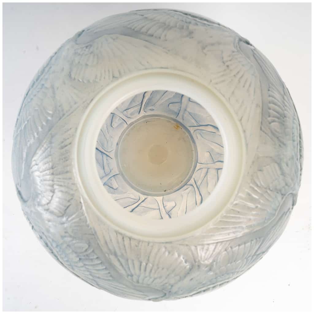 René LALIQUE : Vase « ARCHERS » Opalescent 7