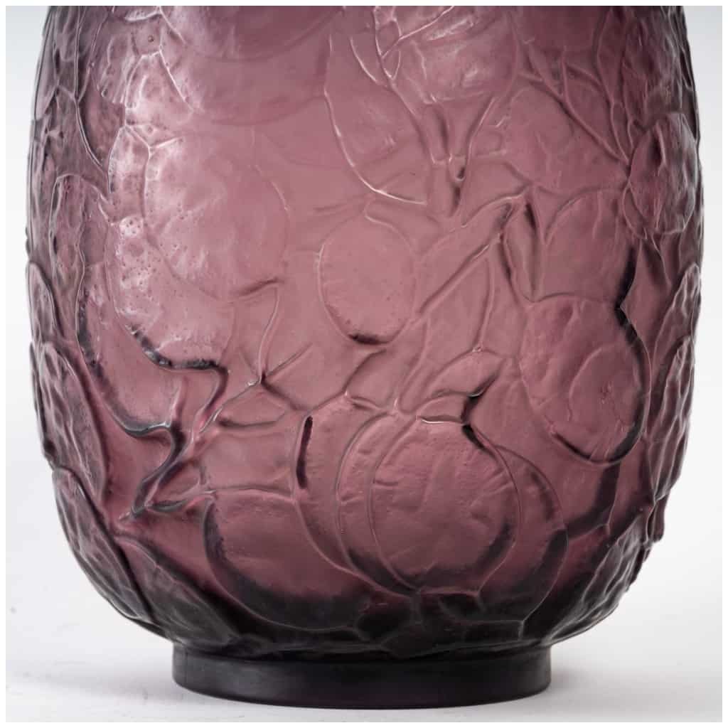 René Lalique : Vase « Monnaie du Pape » teinté Améthyste -1914 8