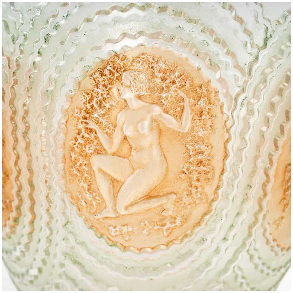 René Lalique : Vase « Dryades » 8