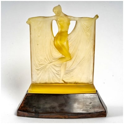 1925 René Lalique – Statuette « Suzanne » verre jaune – socle bronze laqué