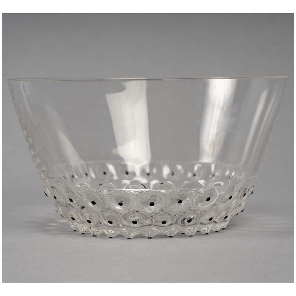 1934 René Lalique – Cup Bowls with Hands Cactus Black Enameled White Glass – 3 Pieces 7