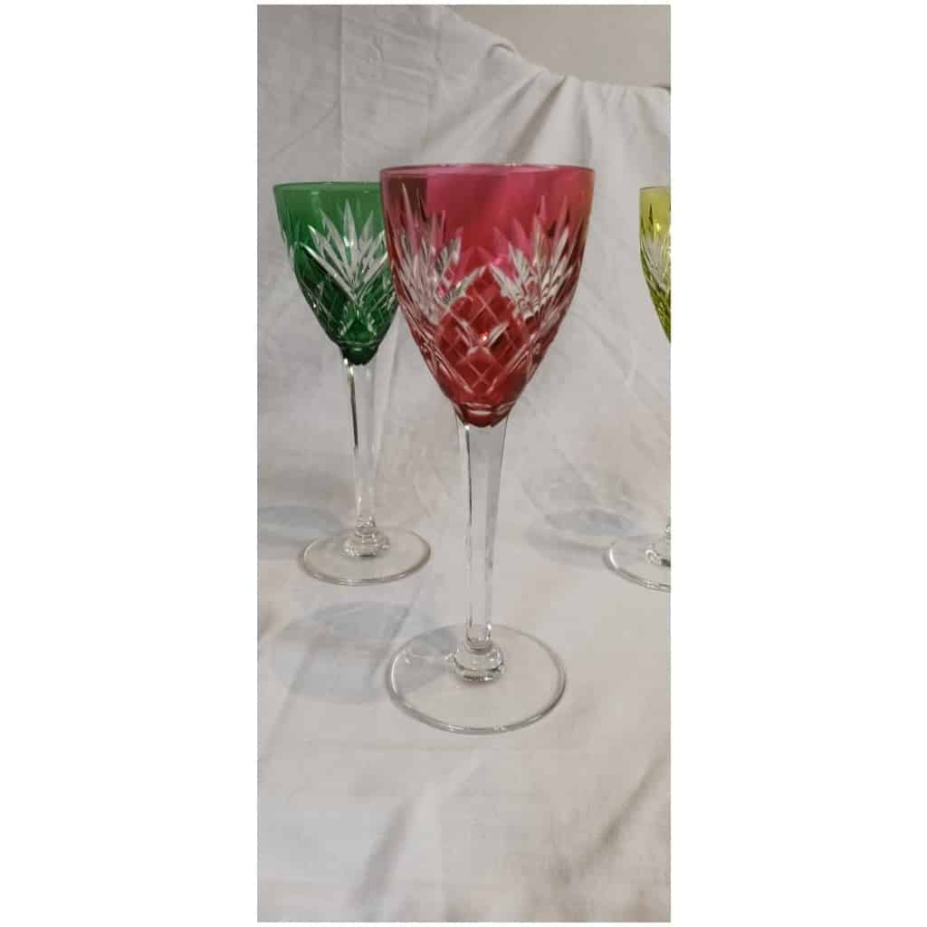 3 Verres Saint Louis de couleur Roemer modèle CHANTILLY. 4