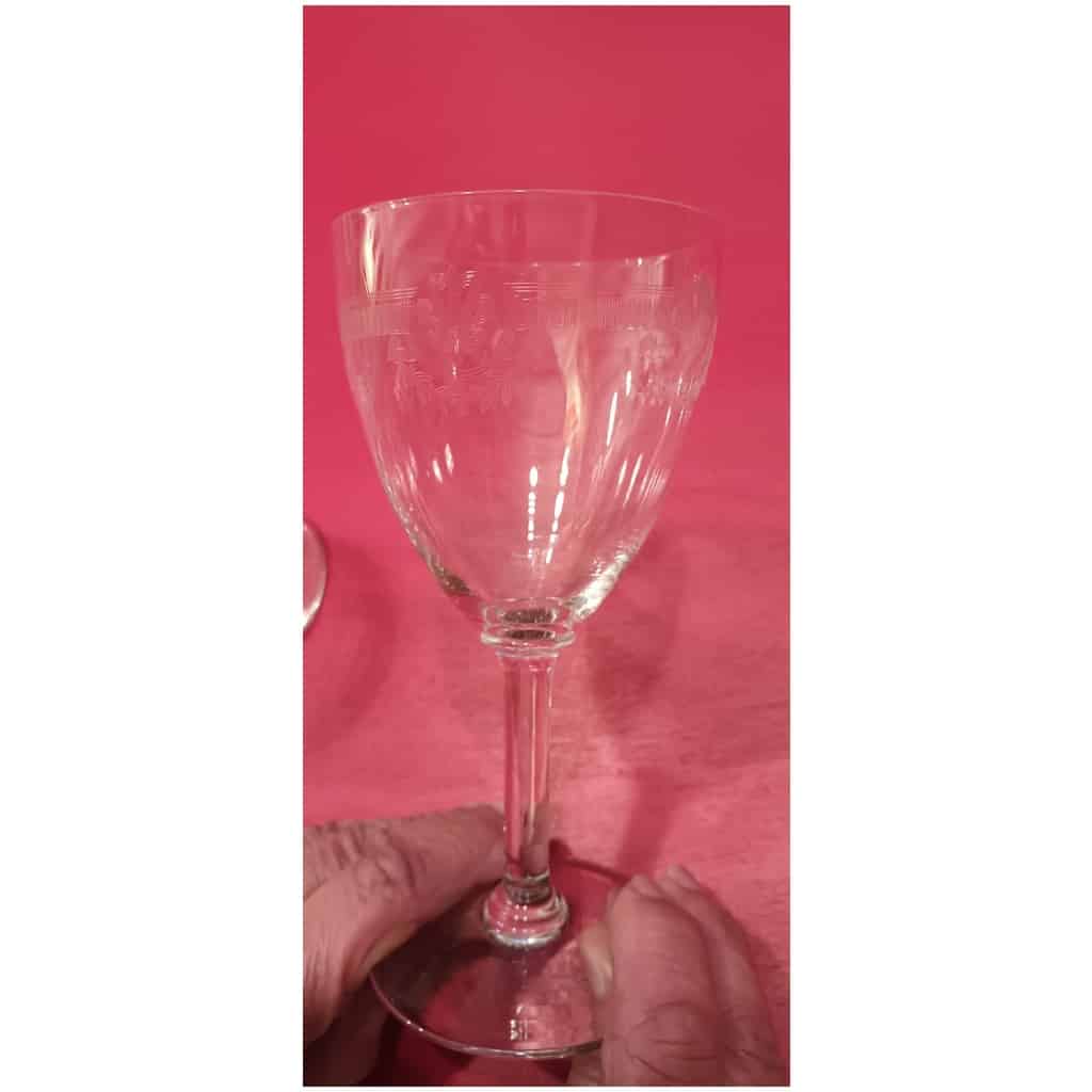 11 Verres à eau,20 verres à vin de la cristallerie Saint Louis modèle Manon 5