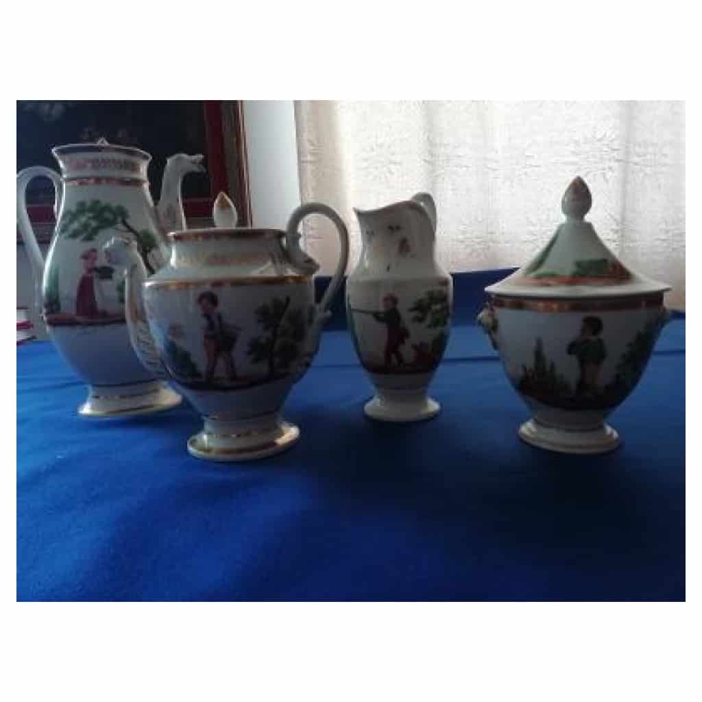 Charming Old Paris porcelain coffee and tea service, Restoration period, “children’s games” theme. 5 pieces 3