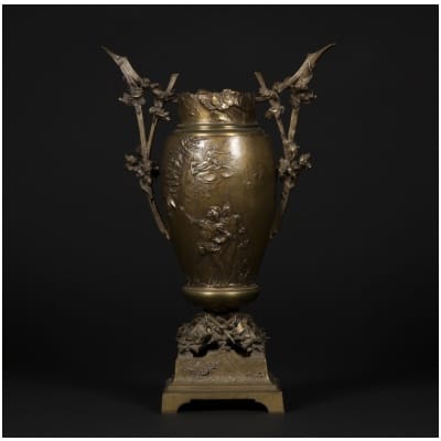 Vase « Mephistophélès » en bronze, XIXe