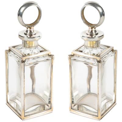 Lucien Falize : Paire de flacons a section carré en argent massif et cristal circa 1905
