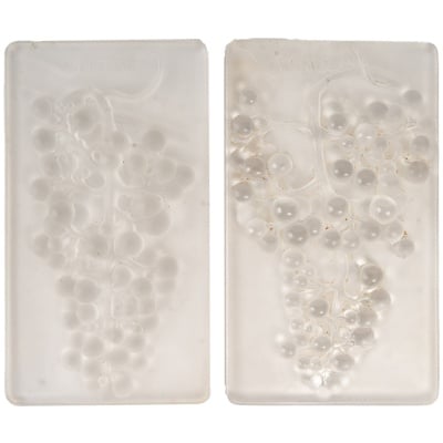 René Lalique (1860-1945): 2 “Raisin Chasselas” and “Raisin Muscat” menus 3