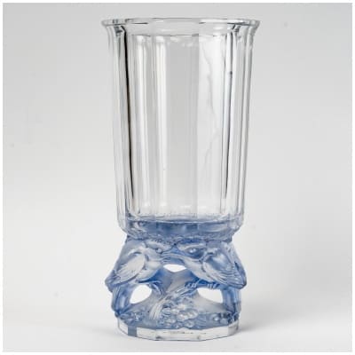 1931 René Lalique – Blue Patina White Crystal Blackbird Vase