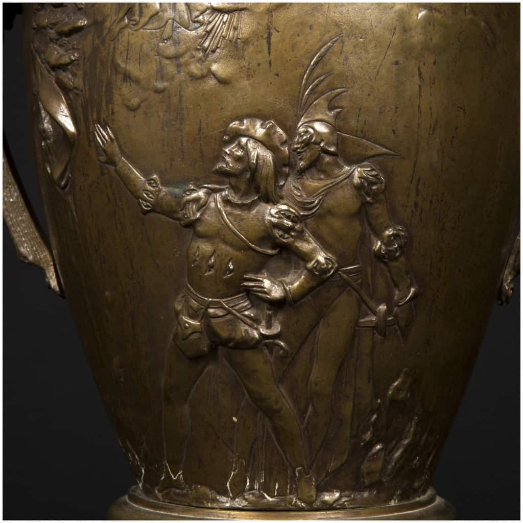 “Mephistopheles” vase in bronze, XIXe 9