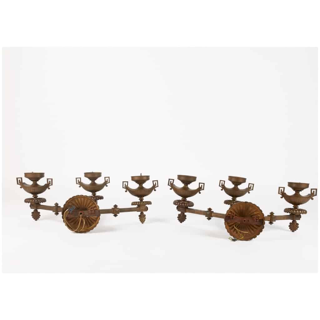 Pair of Neo-Greek bronze sconces, XIXe 11